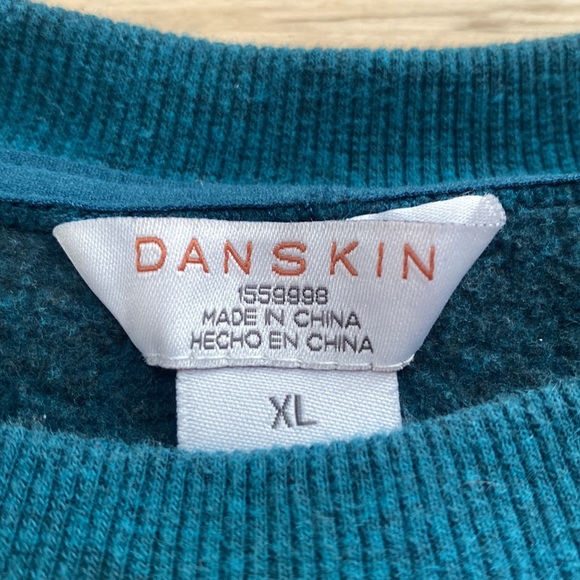 Danskin Womens XL Blue Teal Sweatshirt with Front Pocket Pullover. So cozy. - Picture 9 of 12